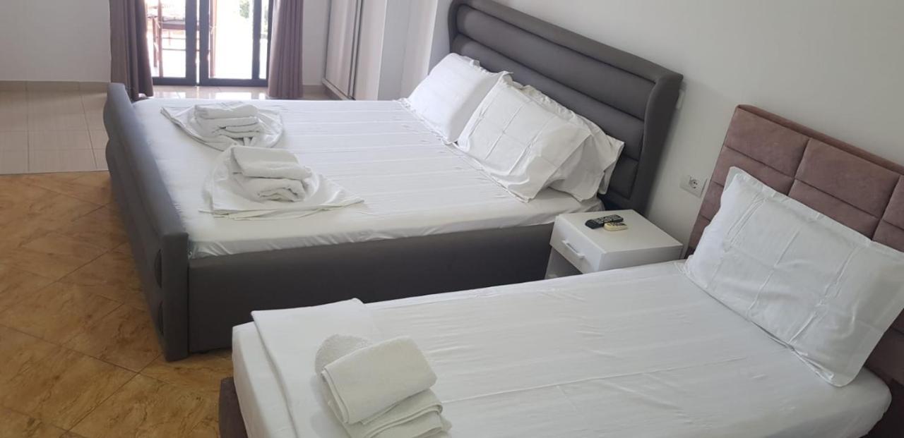 Apartments Villa Dovinefa Ksamil Buitenkant foto