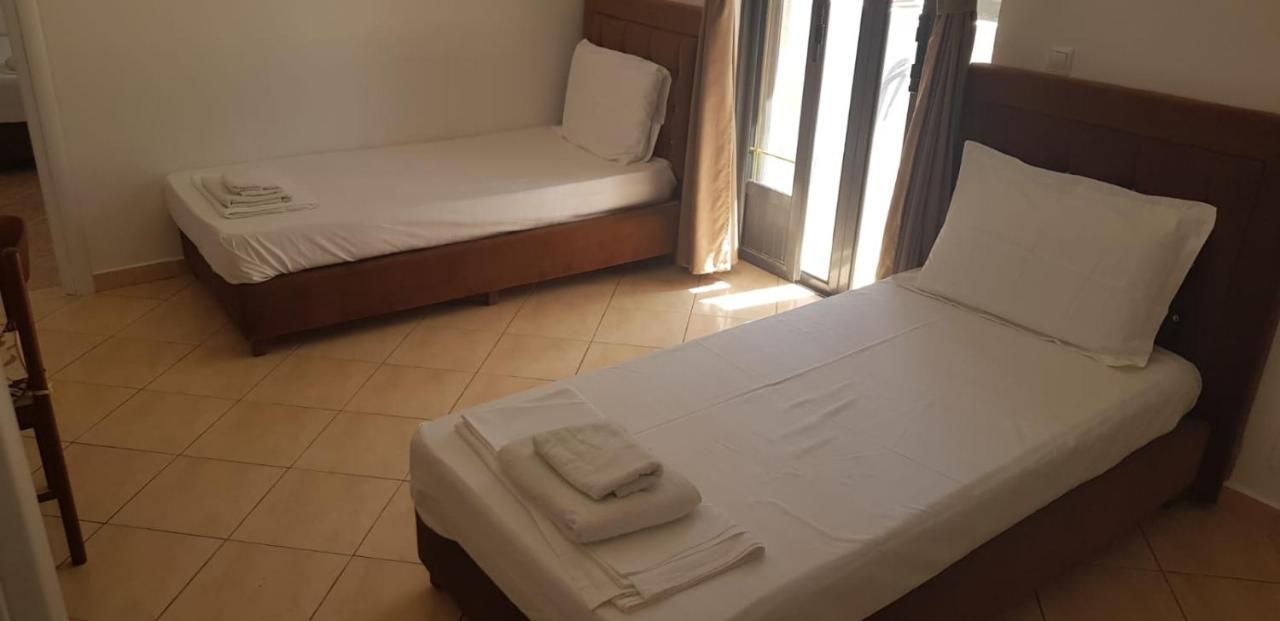 Apartments Villa Dovinefa Ksamil Buitenkant foto